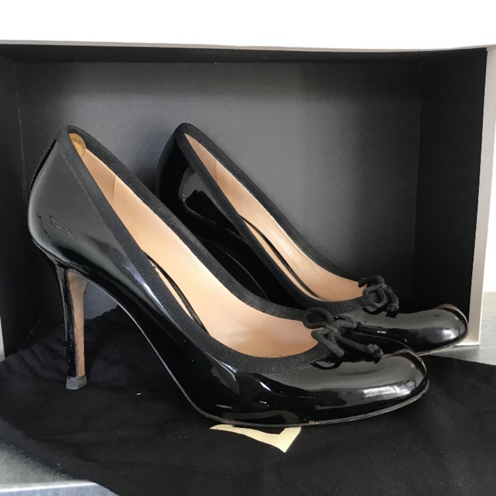 Dolce Gabbana Women Shoes - Size 8 - Classic Heels